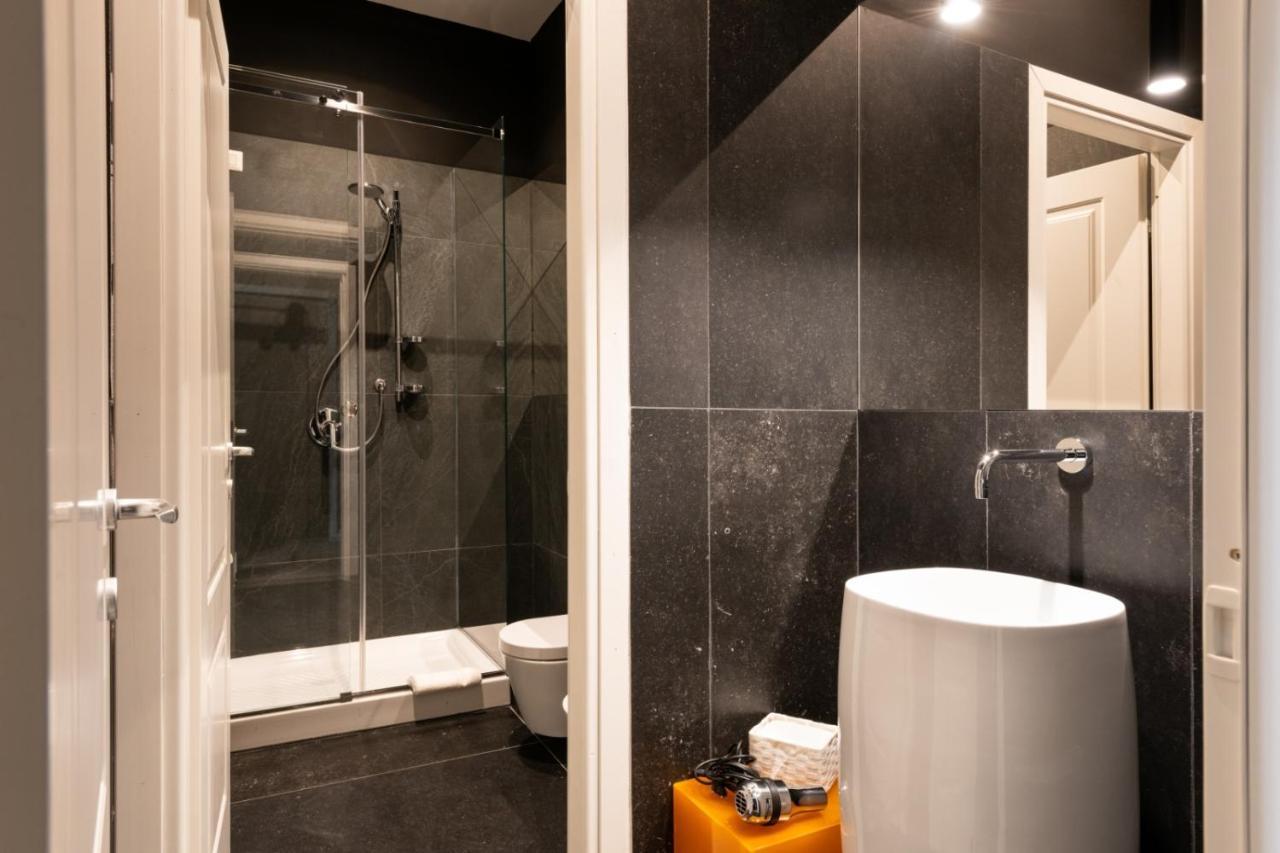 Carlo Suite Apartments Con Vasca Idromassaggio Палермо Екстериор снимка