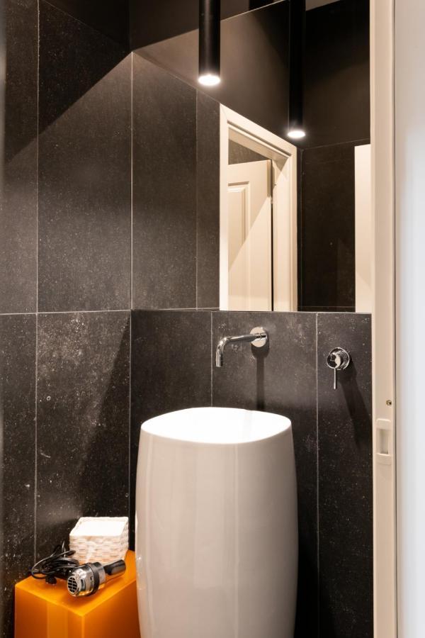 Carlo Suite Apartments Con Vasca Idromassaggio Палермо Екстериор снимка